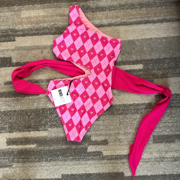 Beach Riot one piece - Picture 3 of 5